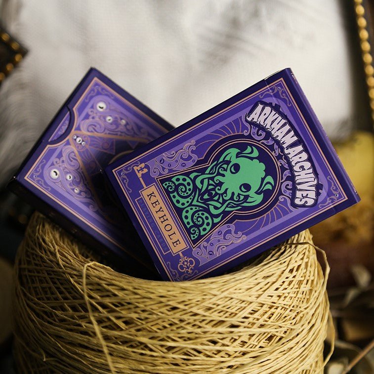 Cthulhu Mythos Playing Cards: Arkham Archives Collection